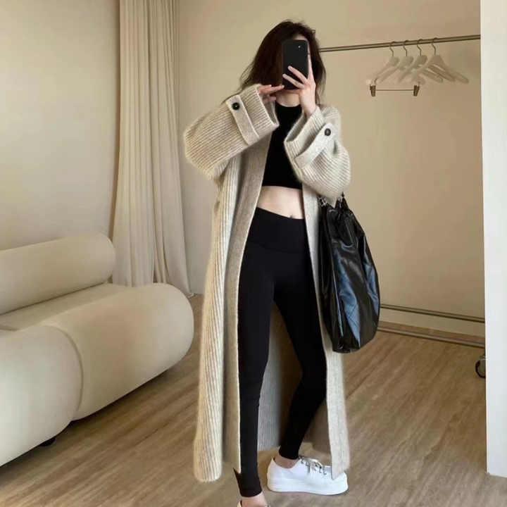 Elegant Long knitted Cardigan