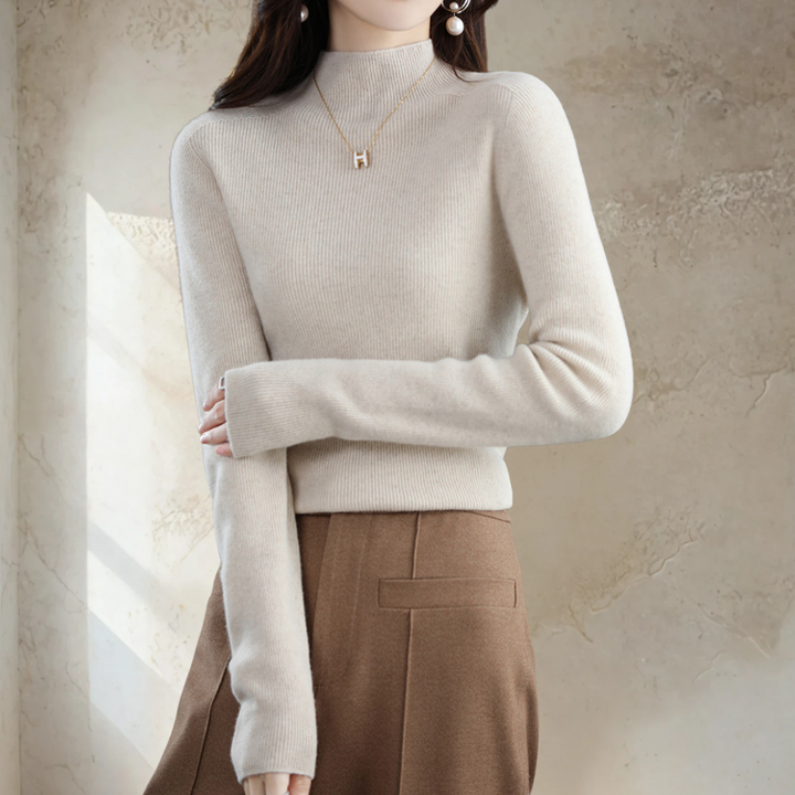 Slim fit wool sweater