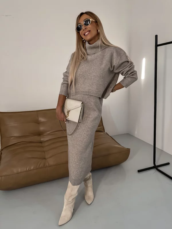 Elegant Knitwear Set