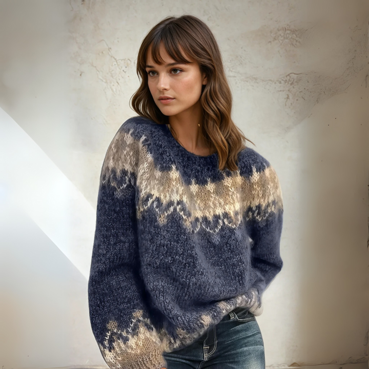 Knitted long sleeve sweater